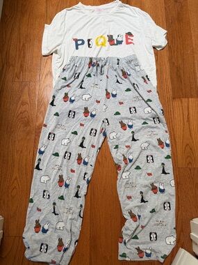 Adorable Japanese Pajama Set - White & Gray Cute Character Print